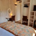 Logis Le Saint Marc Hotel 3*