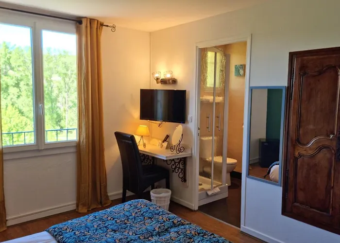Logis Le Saint Marc 3*