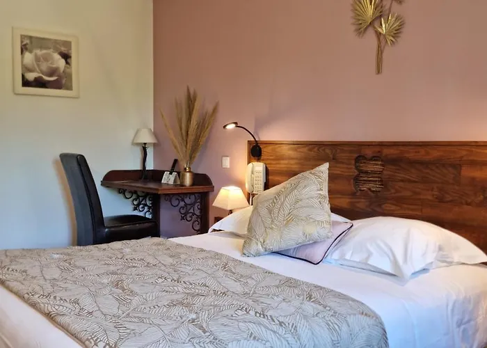 Hotel Logis Le Saint Marc