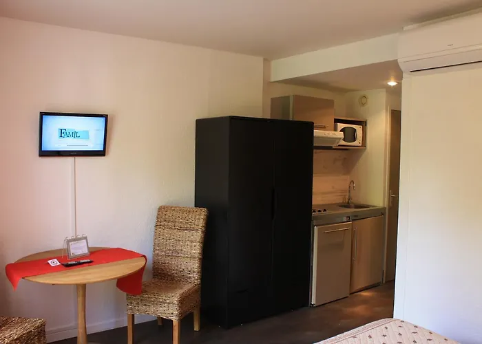 Hotel Logis Le Saint Marc 3*