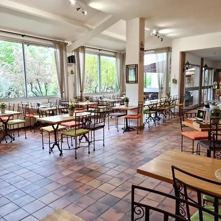 Logis Le Saint Marc 3*