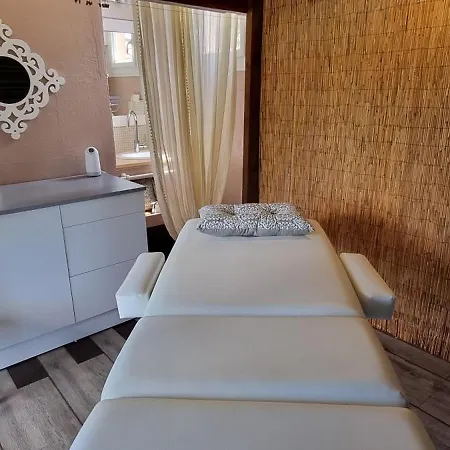 Logis Le Saint Marc Hotel