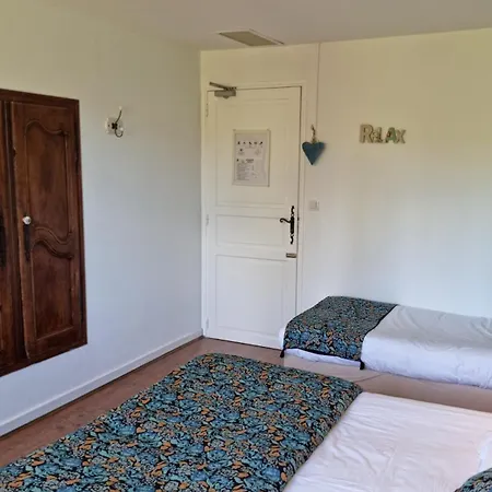 Logis Le Saint Marc Hotel 3*