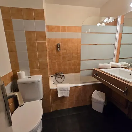 Hotel Logis Le Saint Marc Mollans-sur-Ouvèze
