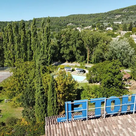 Logis Le Saint Marc Hotel 3*