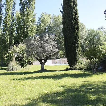 فندق Logis Le Saint Marc
