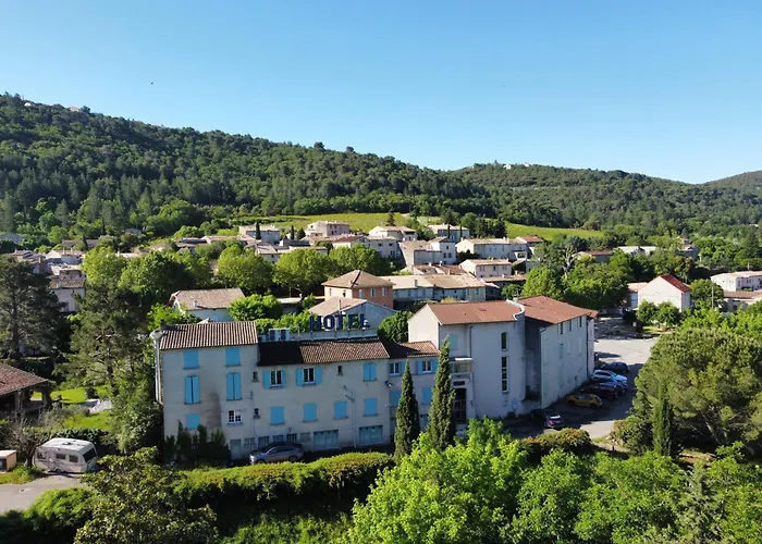 Logis Le Saint Marc Hotel